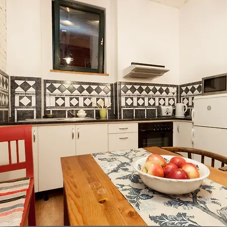 Folk & Design A/c Wifi Apartment Budapest